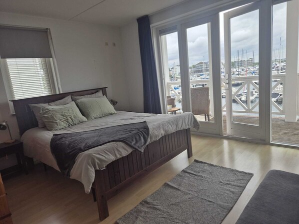 3 bedrooms, free WiFi, bed sheets