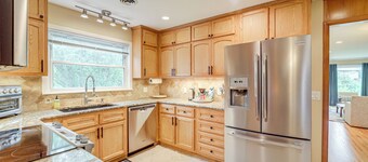 6 Mi to Dtwn: Waterfront Home in Tulsa!