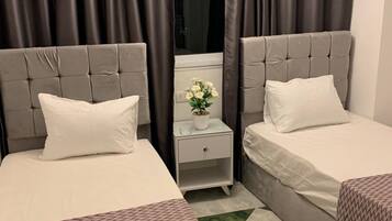 3 bedrooms, iron/ironing board, WiFi