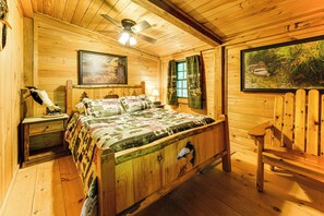 1 bedroom, bed sheets - 35 Mi to Acadia: Rustic Retreat in Orland! (Orland)