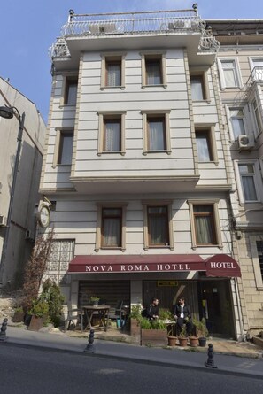 Exterior detail - Nova Roma Hotel Istanbul (Istanbul)