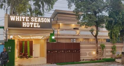 Hotel White Seasson managed by Zaheer Masih