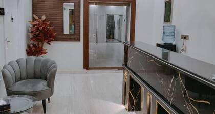 Hotel White Seasson managed by Zaheer Masih