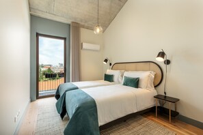 Apartament | 3 dormitoris i planxa i posts de planxar 