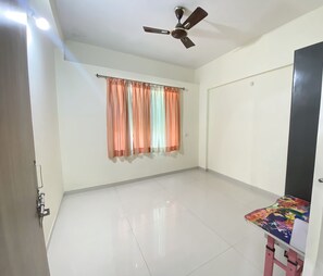 Interior - Eliite Stays- Clean & Convenient, just 20 mins from the Airport (Nagpur)