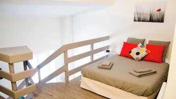 1 bedroom, iron/ironing board, internet