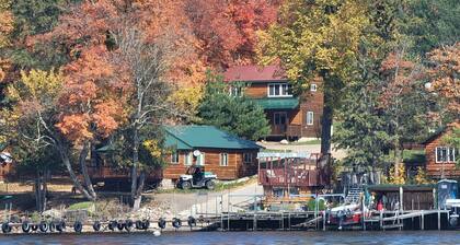 Cabin 2 - Popular classic cabin with the best sunset views