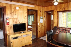 Interior - Cabin 2 - Popular classic cabin with the best sunset views (Deer River)
