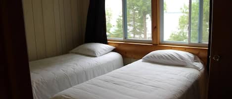 8 chambres, accĂšs au Wi-Fi (inclus), literie fournie
