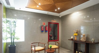 AR Suites KLJ Square