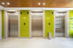 Lobby - AR Suites KLJ Square (Gurugram)