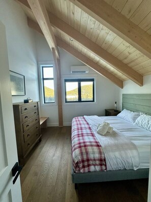 Bureau, Wi-Fi, draps fournis