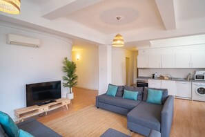 Apartment | Living room