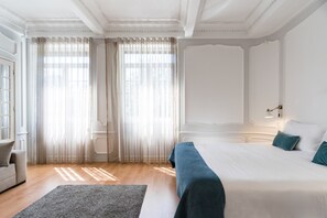 Apartment | 5 bedrooms, iron/ironing board - Feel Porto Downtown Luxury Retreat (Porto)