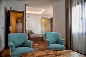 Interior - Jardines de la Mata (Vista de los Ángeles-Rumina)