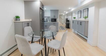 Cozy 3-bedroom apartment with WiFi in Somerville