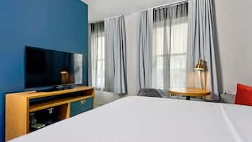 1 habitación, tabla de planchar con plancha, wifi gratis y ropa de cama