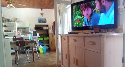 MAISON 300m MER/6 PERS/semaine et 2ieme sem avec réduction. 400m centre ville.