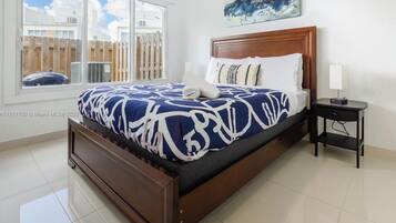 1 Schlafzimmer, Bügeleisen/Bügelbrett, kostenloses WLAN, Bettwäsche