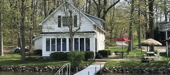 Lake James Red Sands Beach Lake Front Cottage - Family Friendly!!