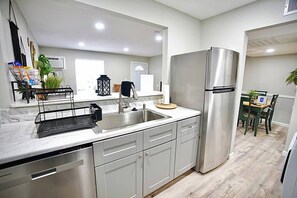 微波爐、焗爐、爐具、洗碗機