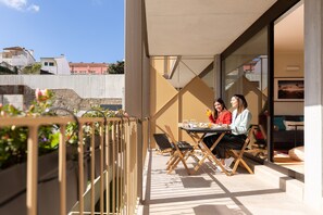 Apartment | Speisen im Freien