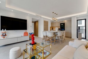 Smart TV - Luxury appartement avec parking (Saint-Tropez)