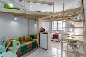 스탠다드 스튜디오 | 거실 공간