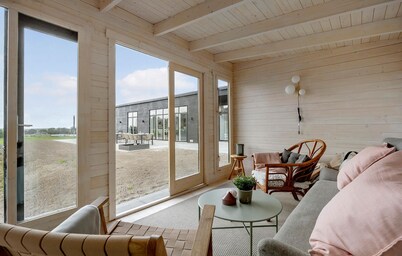 Awesome home in Glesborg with sauna