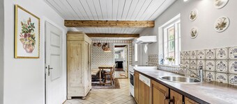 5 bedroom cozy home in ørsted