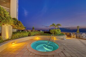 Piscine extérieure, piscine chauffée