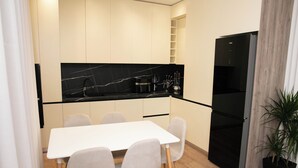 星評価なしの画像、4 / 10、ボタン