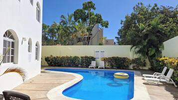 Utomhuspool