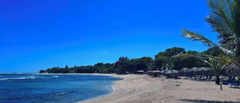 Apartment, 2 Bedrooms, Smoking, Balcony | Beach