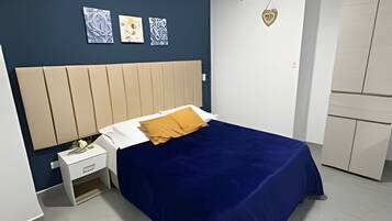 Apartment | Individually furnished, desk, laptop workspace, free WiFi