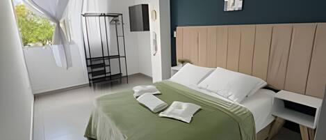 Apartment | Individually furnished, desk, laptop workspace, free WiFi