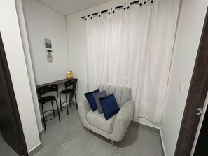 Romantisch appartement | Woonruimte | Televisie en vloerwarming
