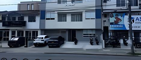 Family Apartment | Exterior