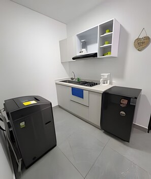 Apartment | Private kitchen - ALOJAMIENTOS LA MARTIN (Cali)