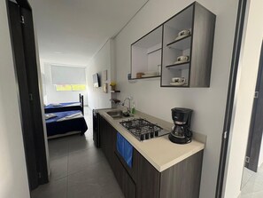Apartment | Private kitchen - ALOJAMIENTOS LA MARTIN (Cali)