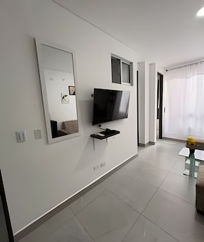 Basic Apartment | Interior - ALOJAMIENTOS LA MARTIN (Cali)