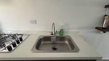 Basic Apartment | Private kitchen