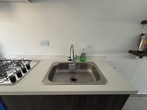 Departamento básico | Cocina privada