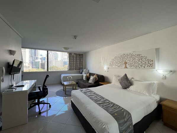 1 slaapkamer, een bureau, wifi, beddengoed