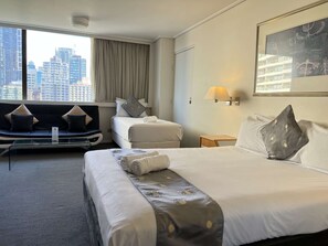 1 bedroom, desk, WiFi, bed sheets