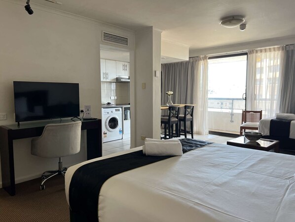1 chambre, bureau, Wi-Fi, draps fournis