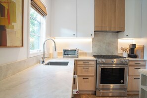 Four, plaque de cuisson, lave-vaisselle