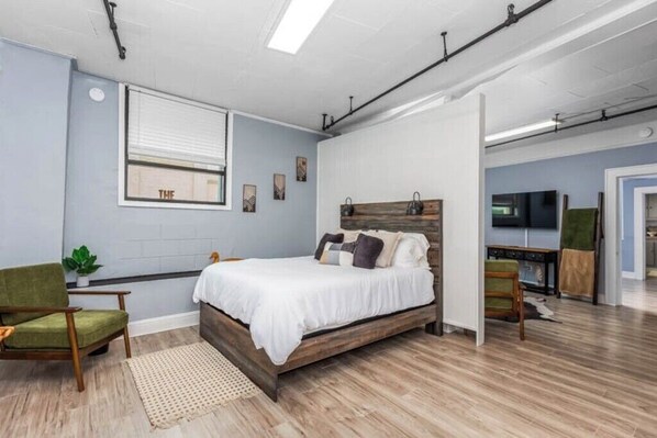 1 bedroom, iron/ironing board, free WiFi, bed sheets