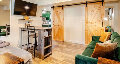 Stay a While, Studio Apartment-Pet Friendly