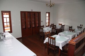 Restaurant - Hotel Ricci  (Batatais)